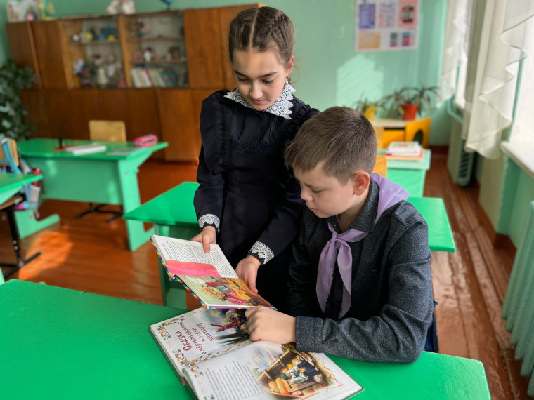 Общешкольная акция «Книжный друг»!.
